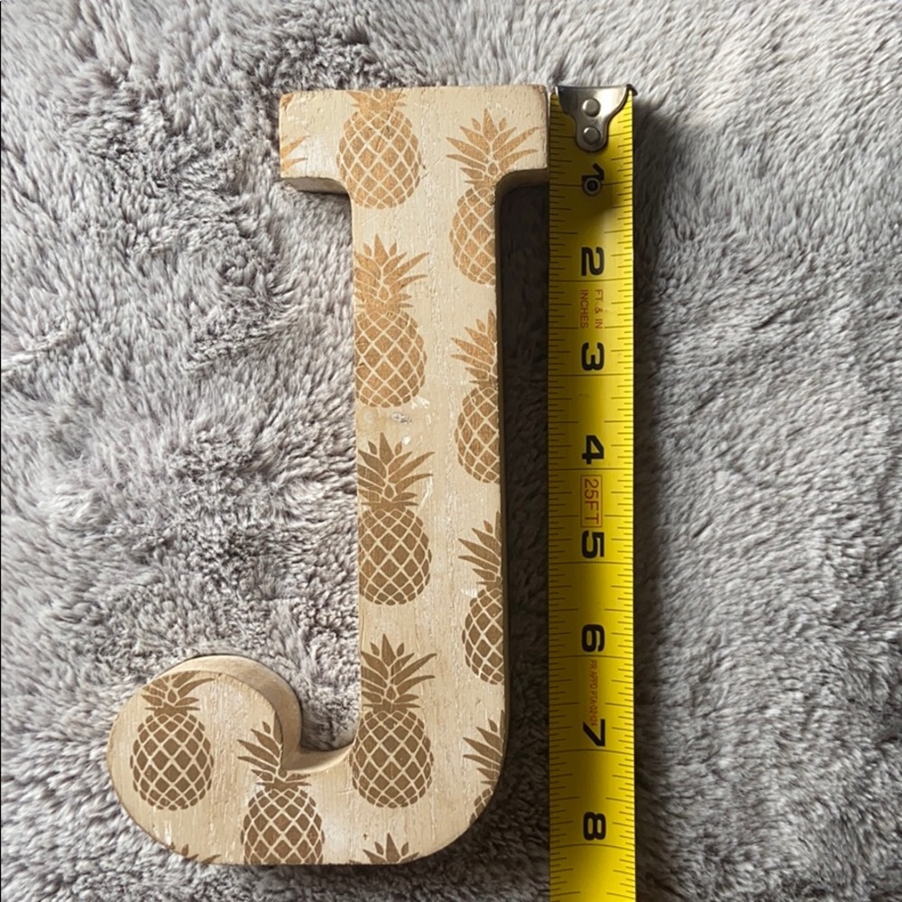 Wall Decor “J” - Picture 4 of 5